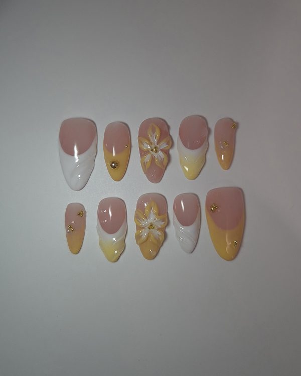 24327 Flower